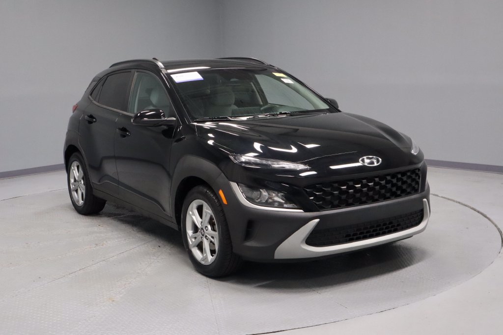 Used 2023 Hyundai Kona SEL w/ Cargo Package FWD image 1