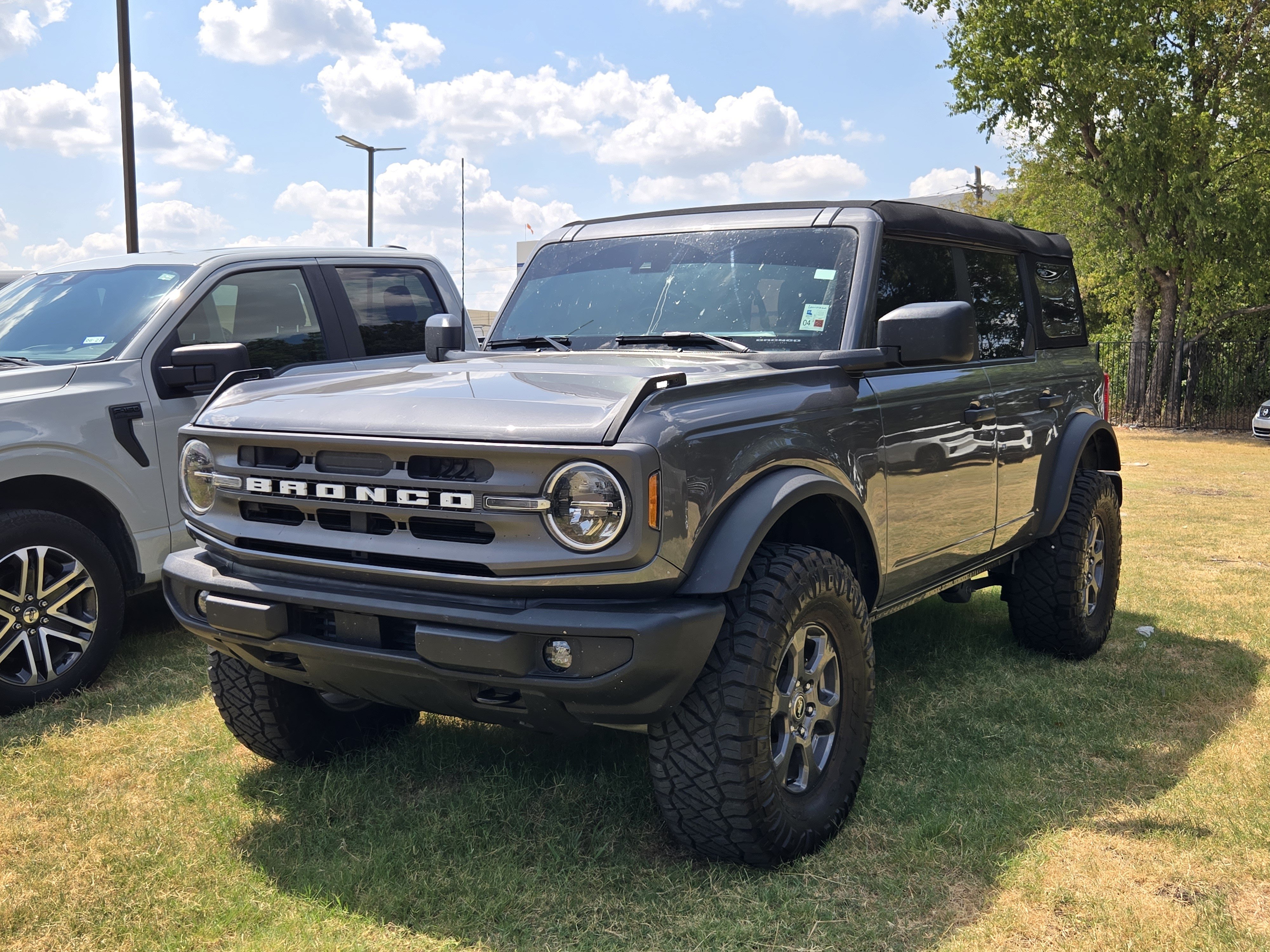 Certified 2024 Ford Bronco Big Bend AWD/4WD image 3