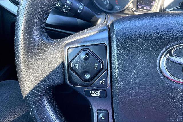 Used 2022 Toyota Tacoma TRD Sport w/ Technology Package image 24