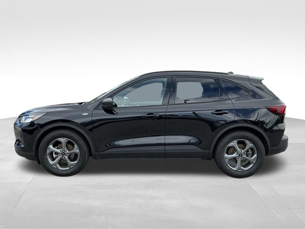 Certified 2025 Ford Escape ST-Line FWD image 6