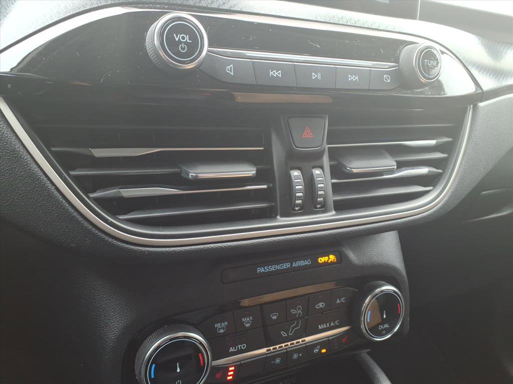 Certified 2022 Ford Escape SEL w/ SEL Stealth AWD Package image 21