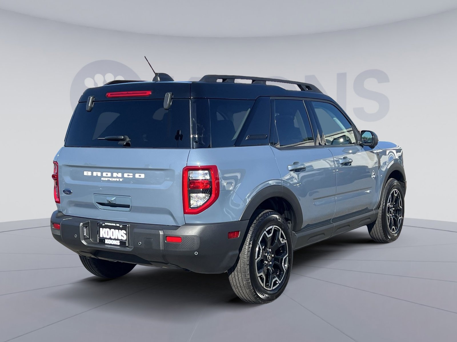 Certified 2025 Ford Bronco Sport Outer Banks w/ Outer Banks Tech Package+ AWD/4WD image 11