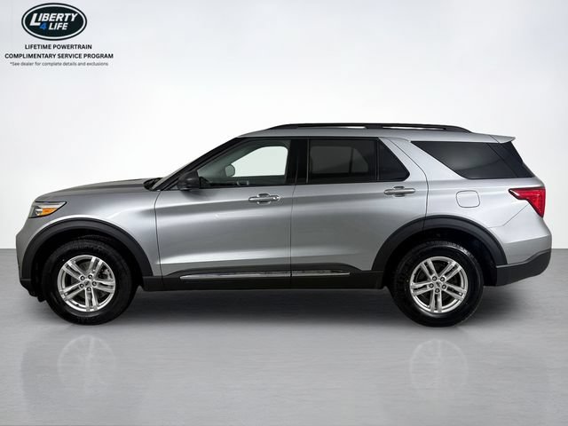Certified 2023 Ford Explorer XLT w/ Equipment Group 202A AWD/4WD image 7