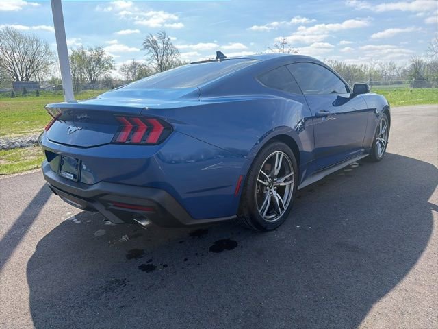 Certified 2024 Ford Mustang Coupe image 5