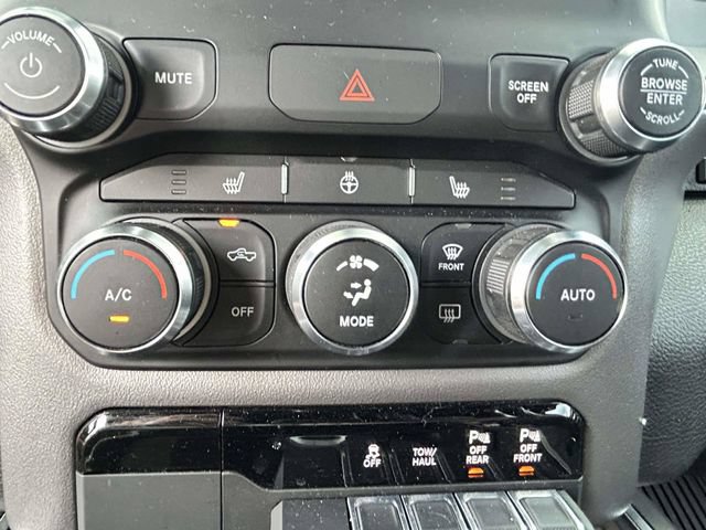Used 2021 RAM 1500 Big Horn RWD image 24