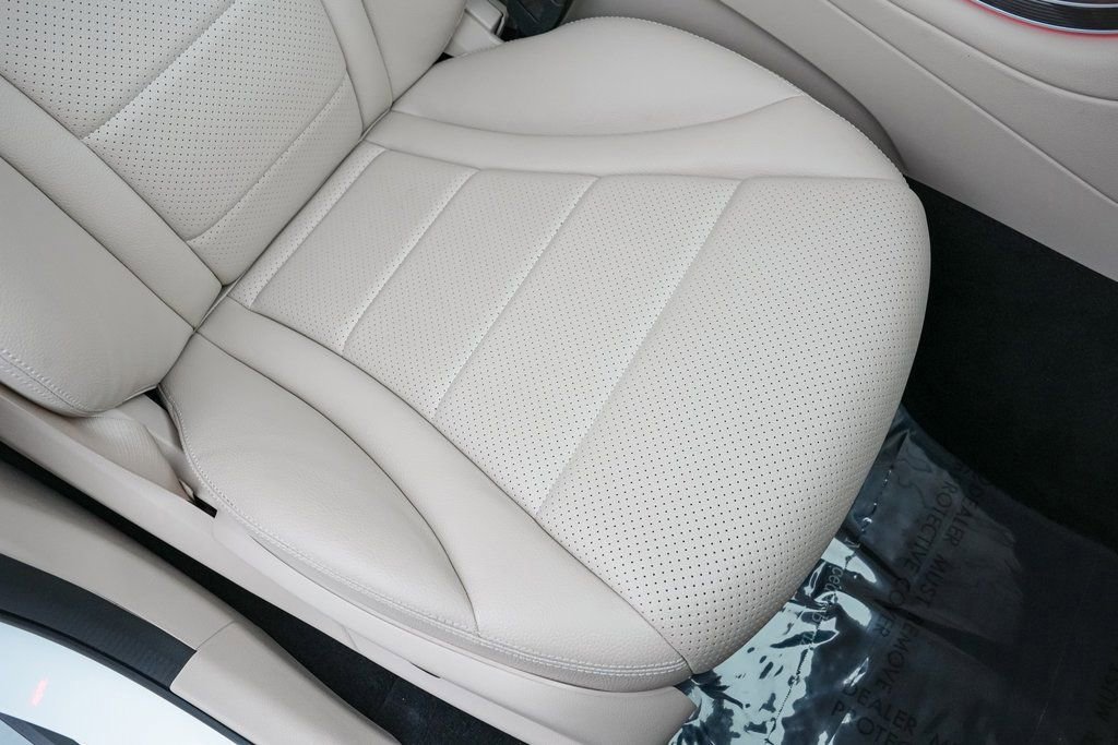 Used 2022 Mercedes-Benz GLC 300 4MATIC image 28