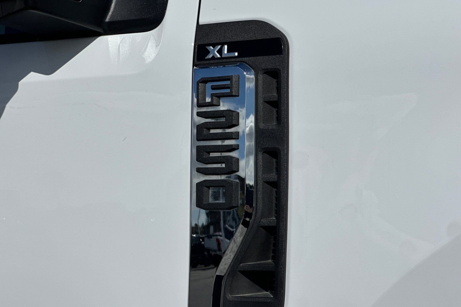 Certified 2025 Ford F250 XL image 24