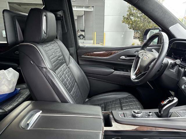 Used 2022 Cadillac Escalade Sport Platinum image 8