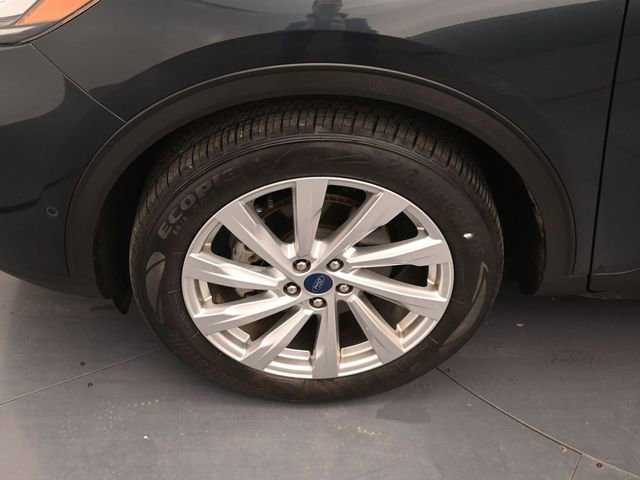 Certified 2022 Ford Escape Titanium w/ Titanium Elite Package image 11