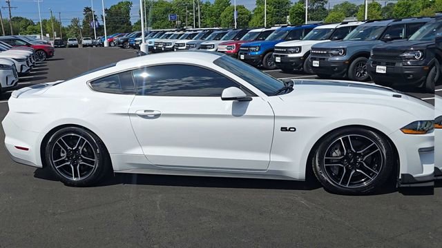 Certified 2022 Ford Mustang GT Premium w/ Equipment Group 401A RWD image 2