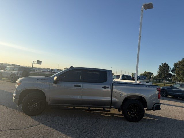 Used 2023 Chevrolet Silverado 1500 Custom w/ LPO, Dark Essentials Package AWD/4WD image 6