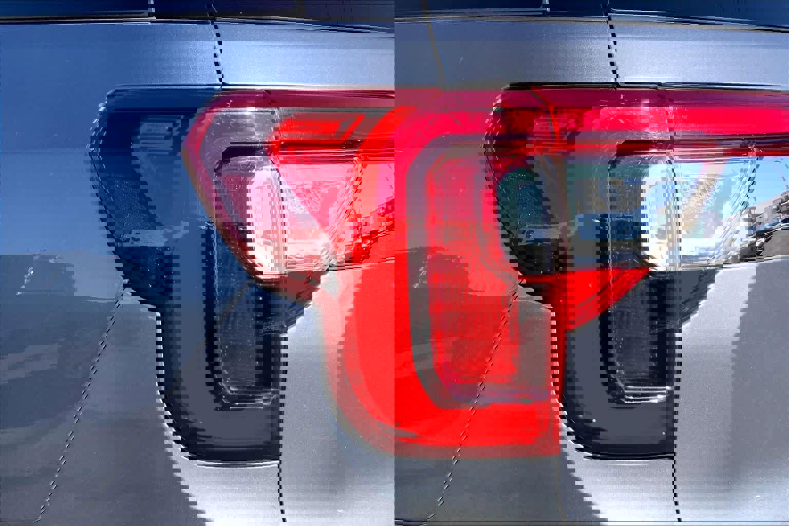 Used 2020 GMC Acadia SLT w/ Premium Package image 26