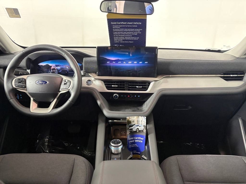 Certified 2025 Ford Explorer Active AWD/4WD image 27
