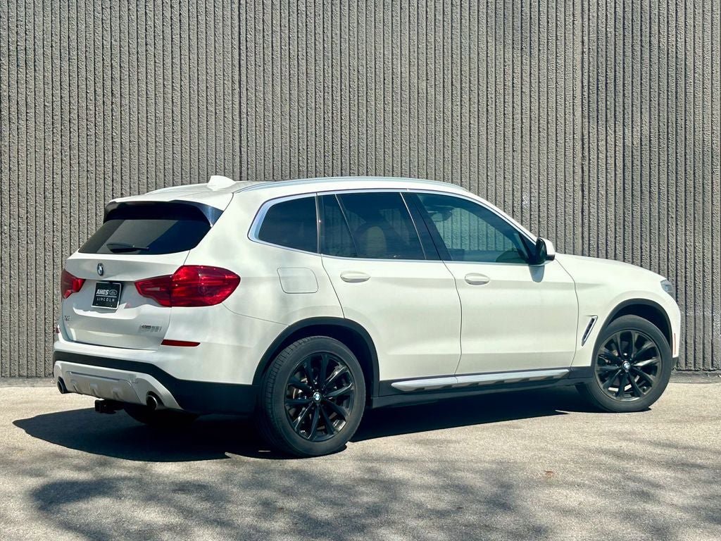 Used 2019 BMW X3 xDrive30i w/ Driving Assistance Package AWD/4WD image 4