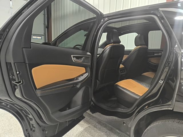 Certified 2024 Ford Edge Titanium w/ Titanium Elite Package AWD/4WD image 15
