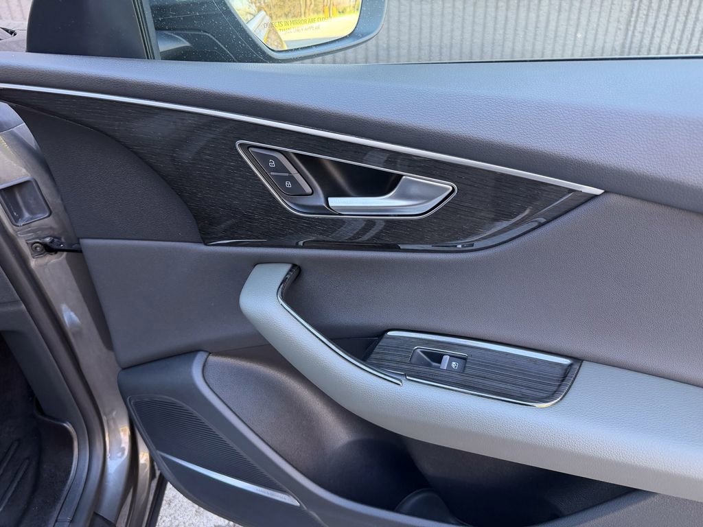 Used 2019 Audi Q8 Prestige w/ Towing Package image 35