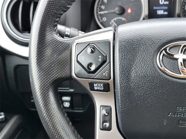 Used 2017 Toyota Tacoma Limited w/ Tow Package image 29