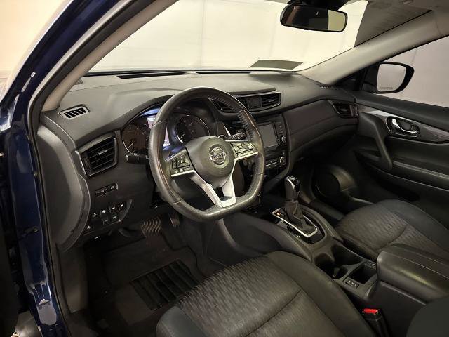 Used 2019 Nissan Rogue SV w/ Premium Package FWD image 15