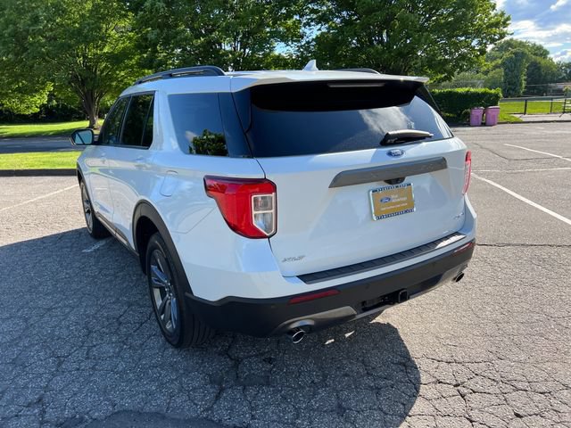 Certified 2023 Ford Explorer XLT w/ Equipment Group 202A AWD/4WD image 8