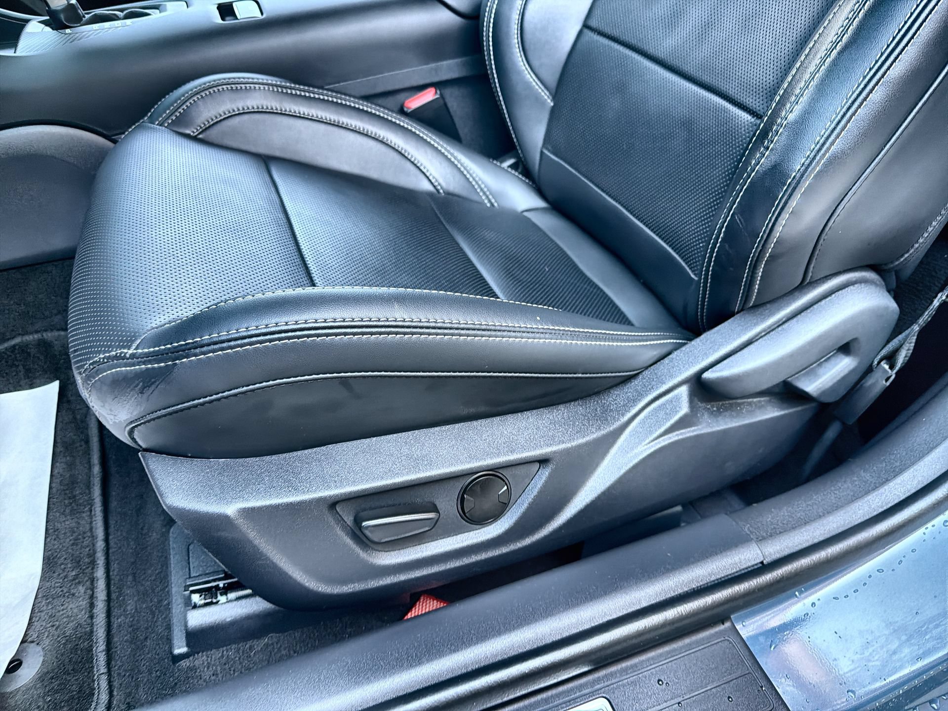 Certified 2025 Ford Mustang GT Premium RWD image 12