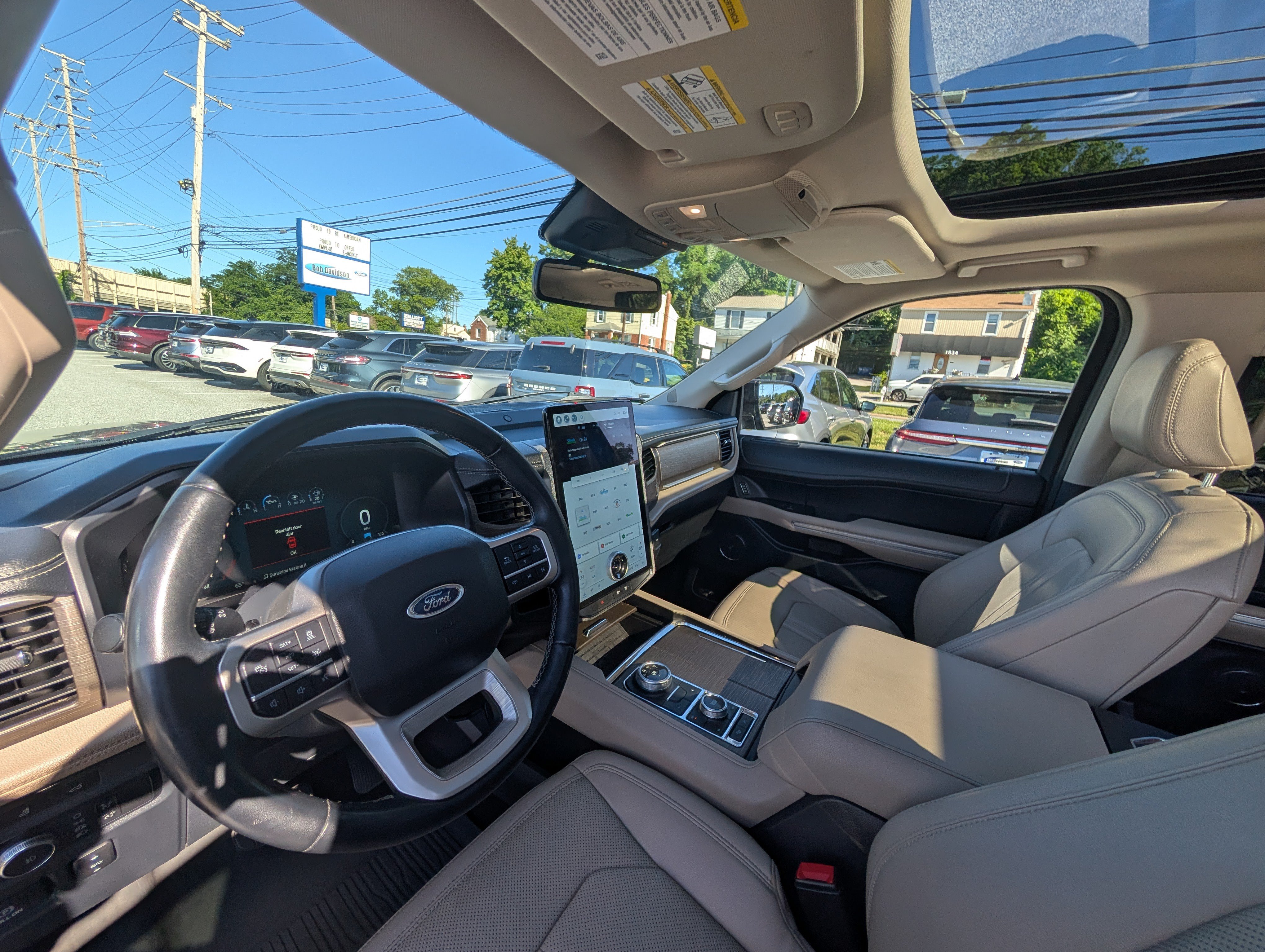 Certified 2022 Ford Expedition Limited AWD/4WD image 19