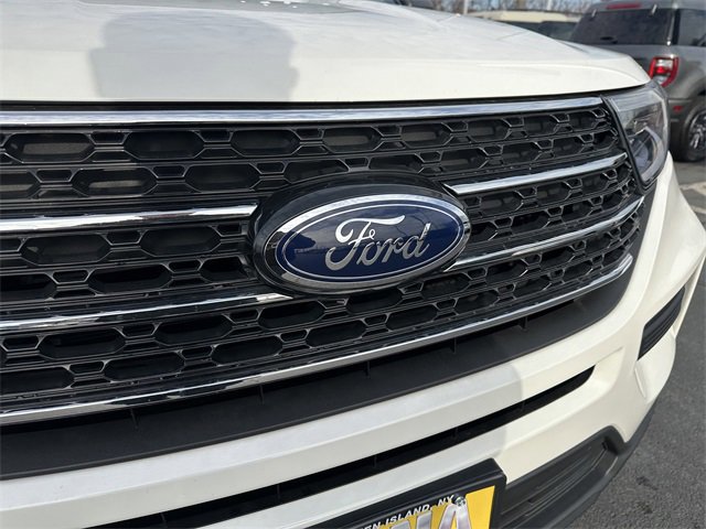 Certified 2022 Ford Explorer XLT image 11