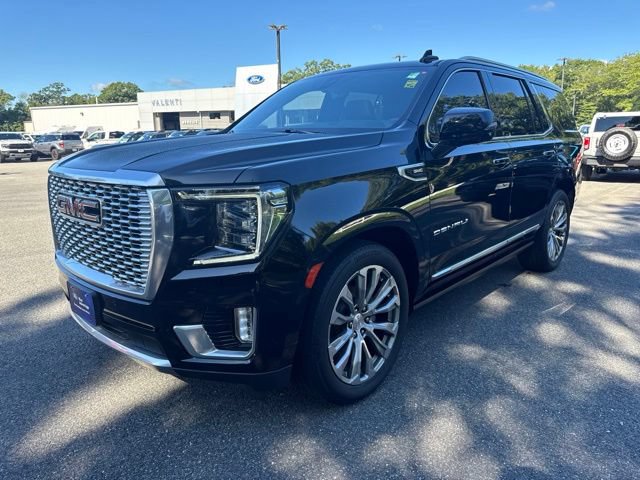 Used 2021 GMC Yukon Denali w/ Denali Ultimate Package AWD/4WD image 2