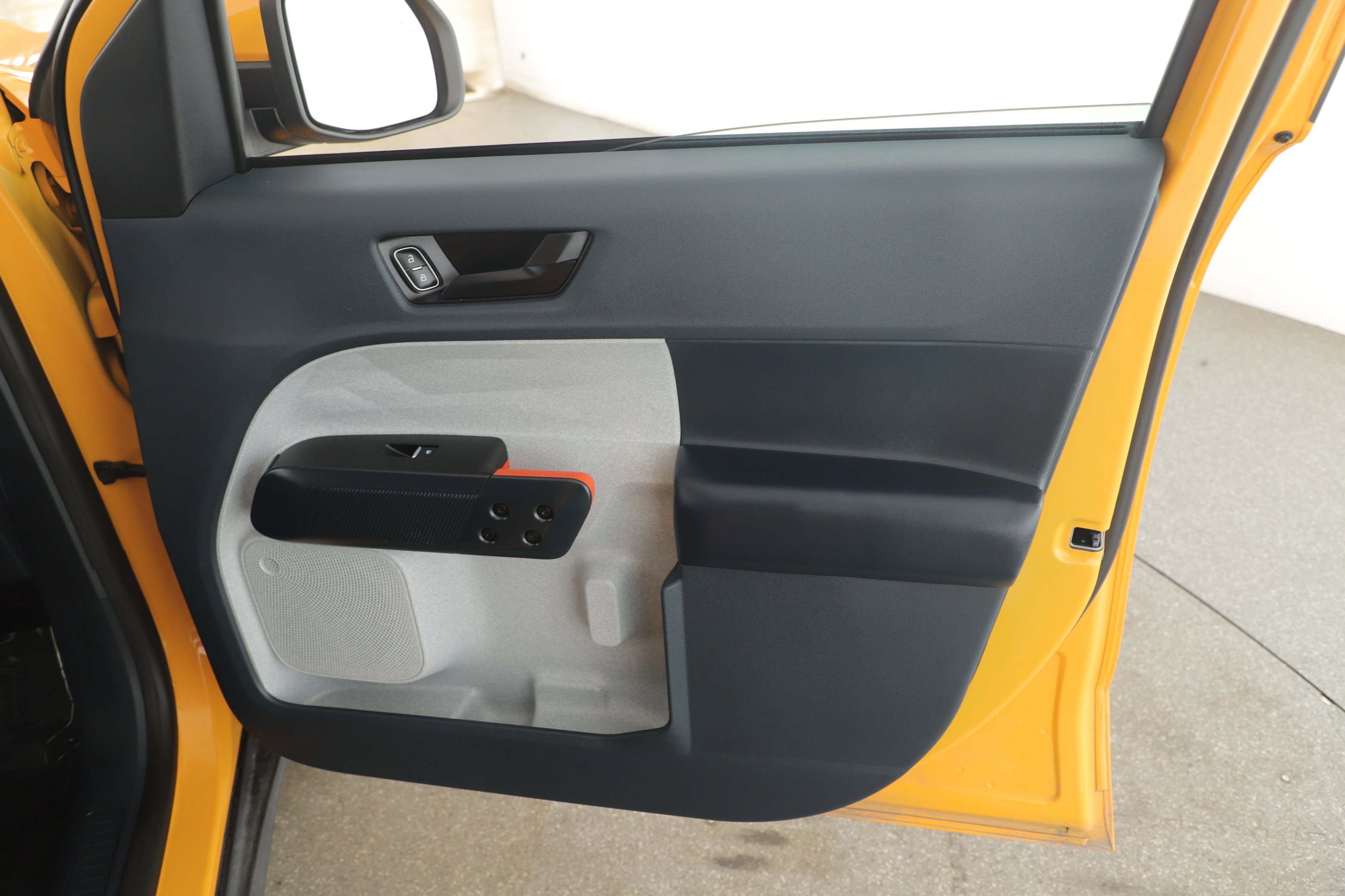 Certified 2023 Ford Maverick XLT w/ XLT Luxury Package image 15