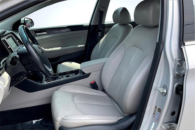 Used 2019 Hyundai Sonata Limited image 25