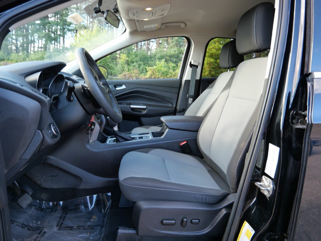 Certified 2017 Ford Escape SE AWD/4WD image 22