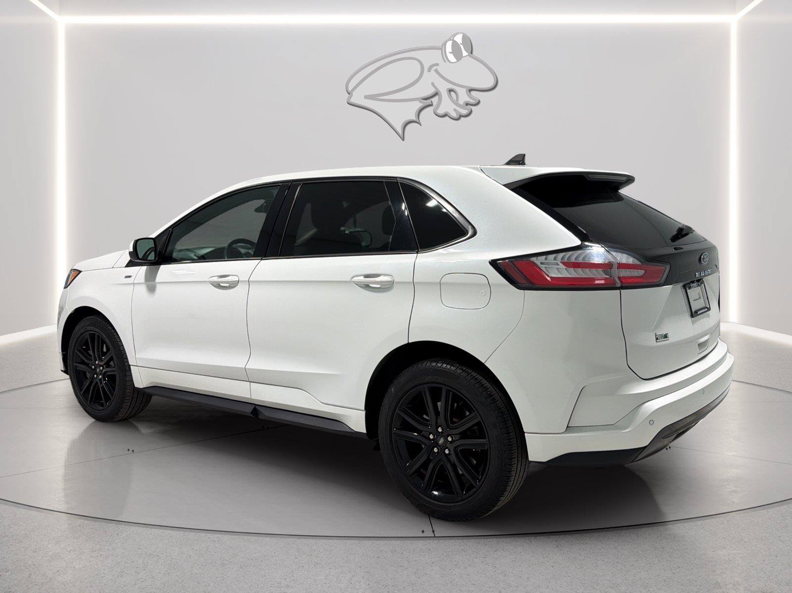 Certified 2023 Ford Edge ST-Line AWD/4WD image 3