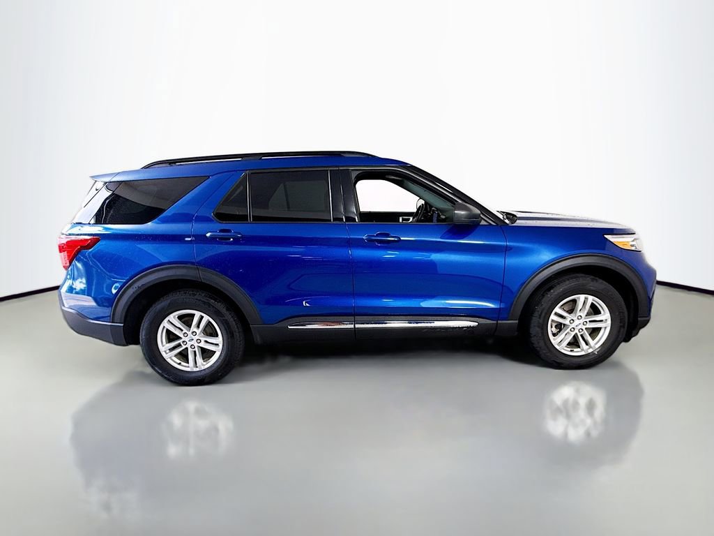 Certified 2023 Ford Explorer XLT w/ Equipment Group 202A AWD/4WD image 12