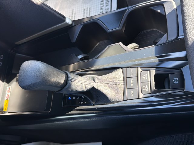 Used 2025 Toyota Camry LE FWD image 24