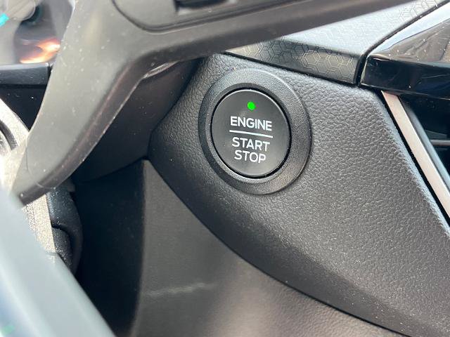 Certified 2022 Ford Escape SEL w/ SEL Stealth AWD Package image 9
