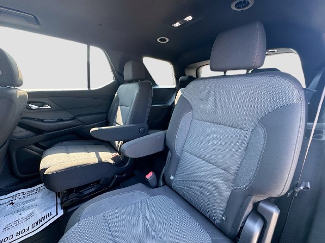 Used 2023 Chevrolet Traverse LT AWD/4WD image 28