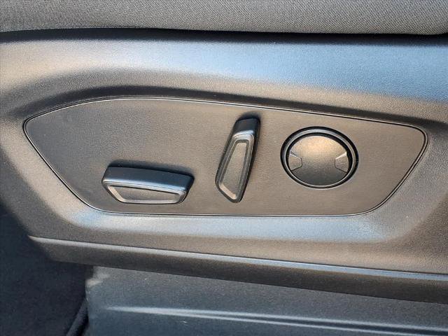 Certified 2025 Ford Explorer Active image 14