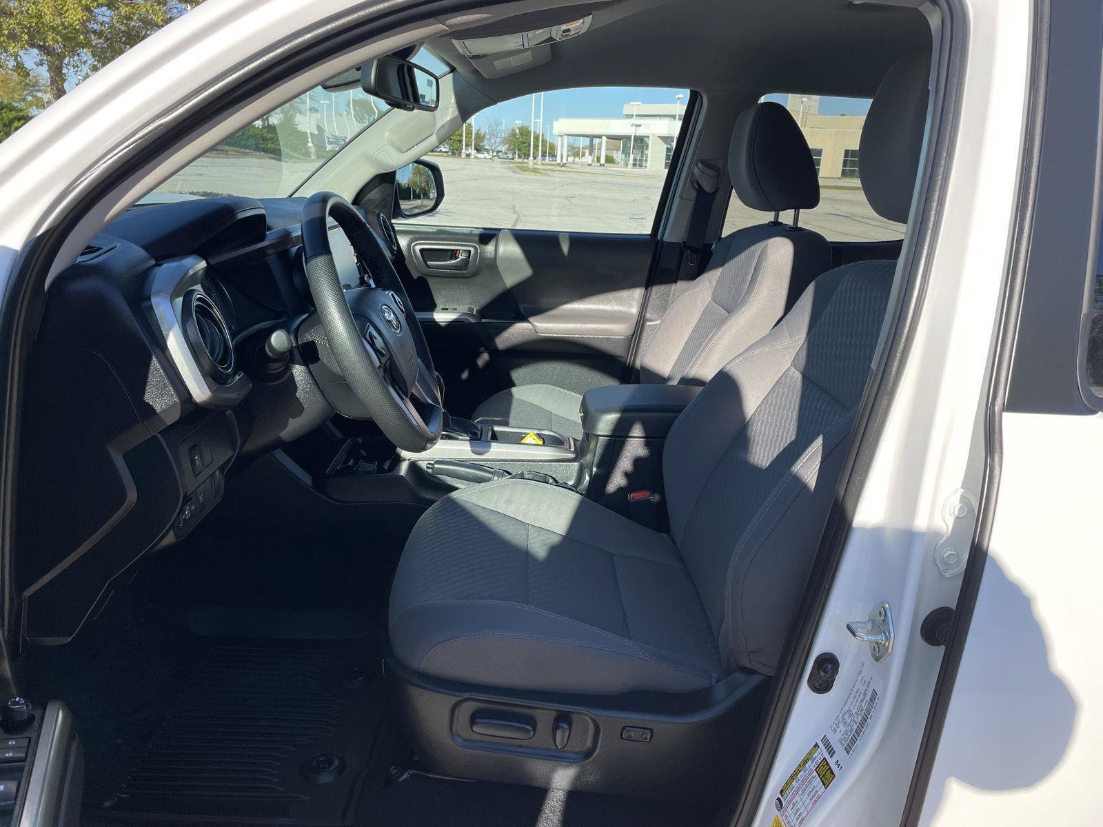 Used 2023 Toyota Tacoma SR5 w/ Technology Package AWD/4WD image 16