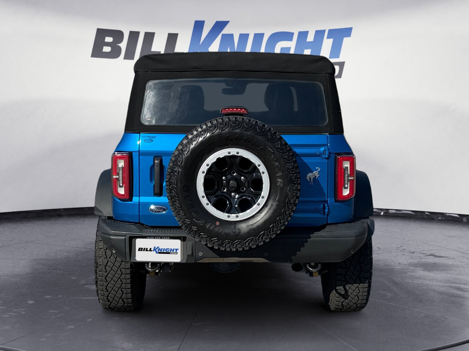 Certified 2022 Ford Bronco Badlands w/ Sasquatch Package AWD/4WD image 4