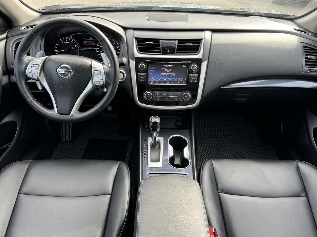 Used 2018 Nissan Altima 2.5 SR w/ SR Special Edition FWD image 2