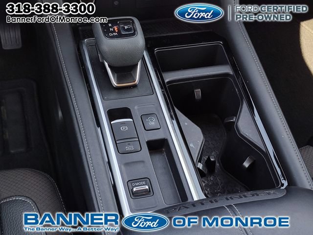 Used 2024 Nissan Pathfinder SL FWD image 21