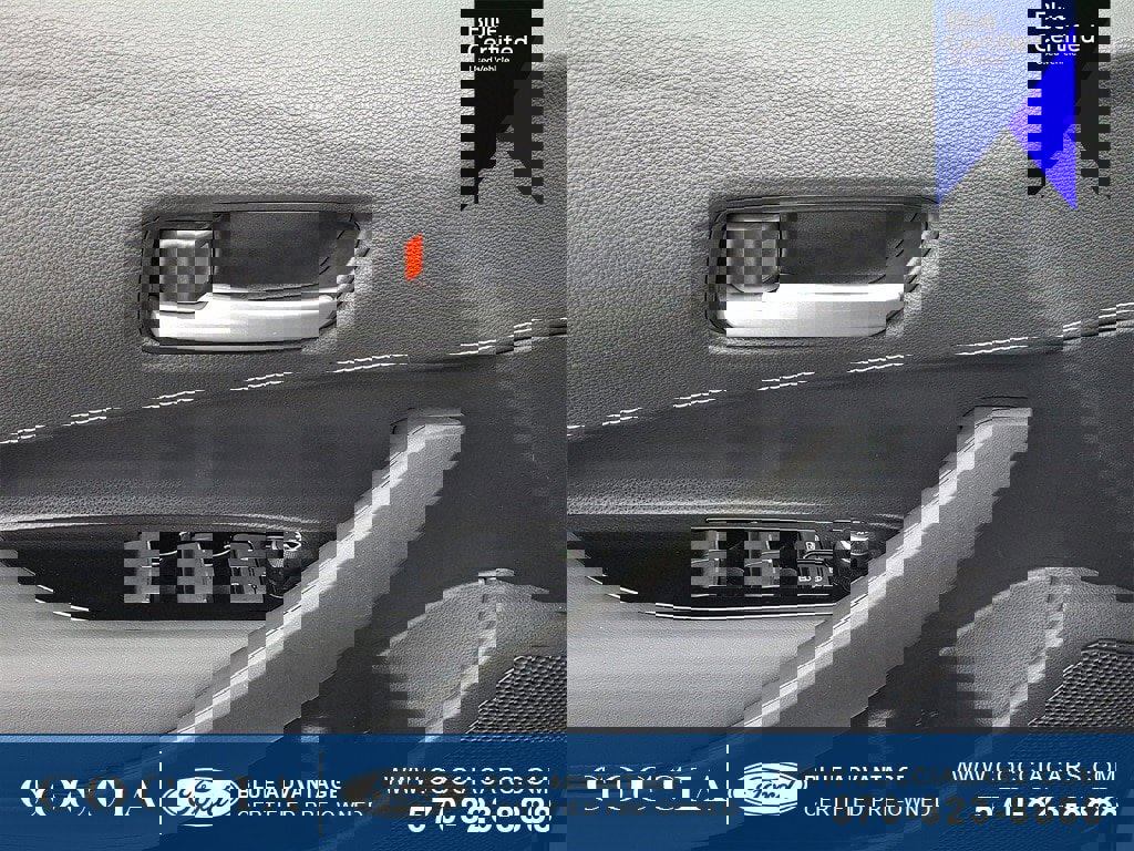 Used 2020 Toyota Corolla SE image 12