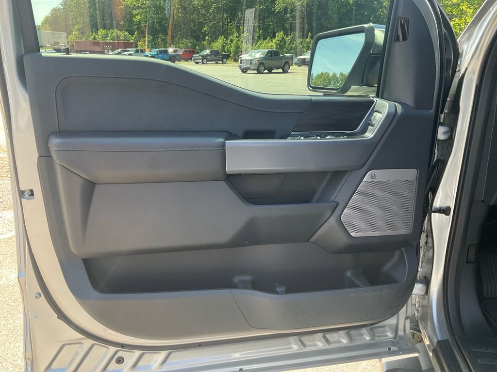 Certified 2025 Ford F150 Lariat w/ Equipment Group 501A Mid AWD/4WD image 17