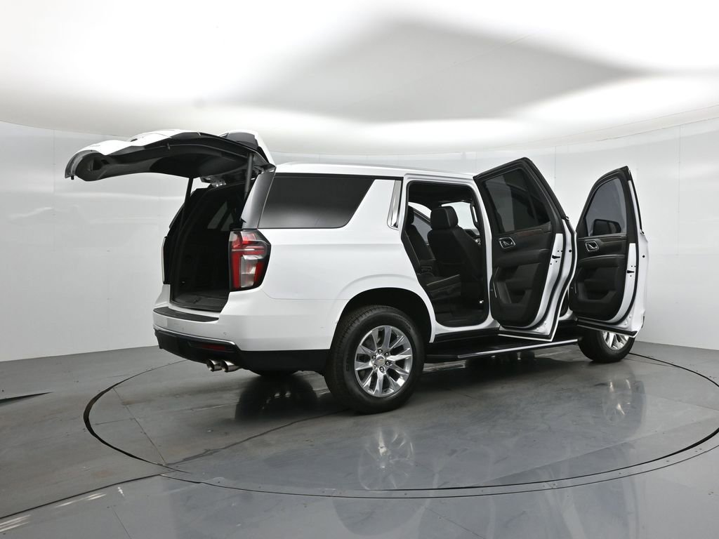 Used 2021 Chevrolet Tahoe Premier w/ Premium Package image 6