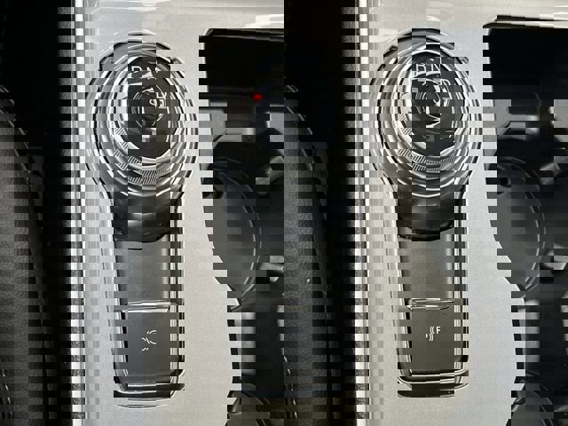 Certified 2024 Ford Edge SEL w/ Convenience Package image 30