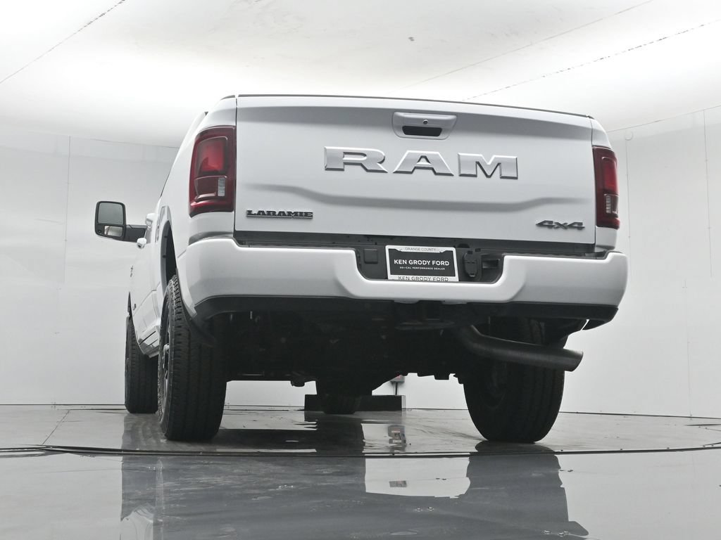 Used 2026 RAM 2500 Laramie AWD/4WD image 53
