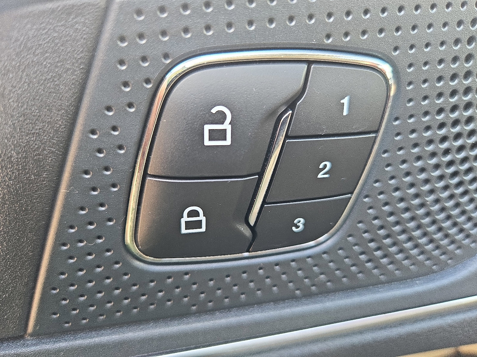 Certified 2024 Ford Edge Titanium image 11