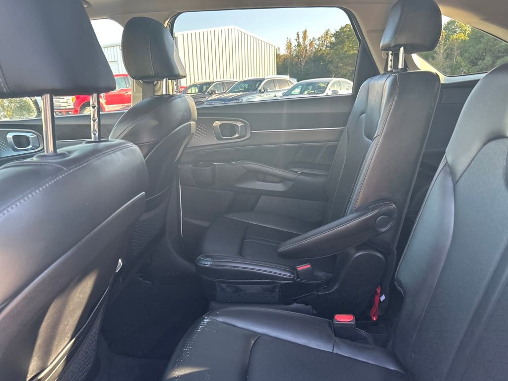 Used 2023 Kia Sorento SX image 25