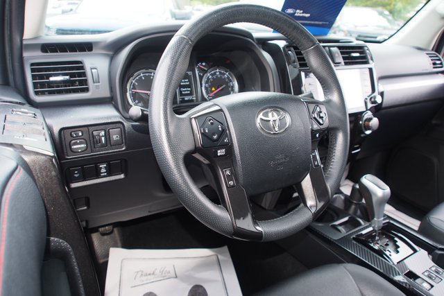 Used 2021 Toyota 4Runner TRD Off-Road Premium w/ Moonroof Package AWD/4WD image 17
