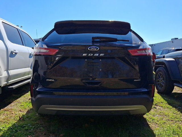 Certified 2024 Ford Edge SEL w/ Convenience Package AWD/4WD image 9