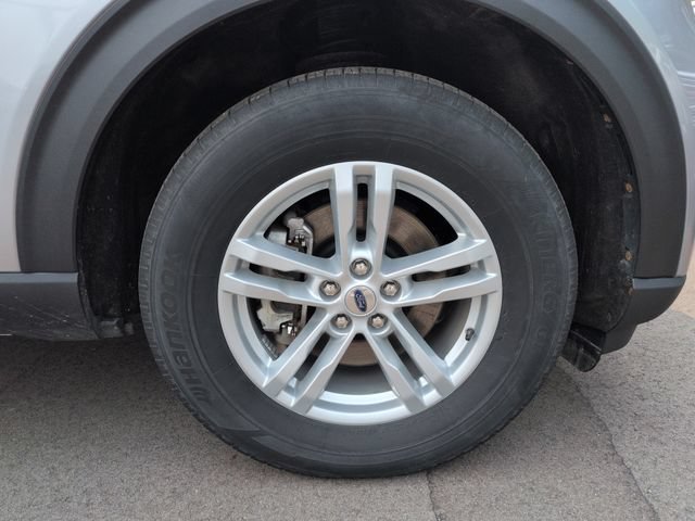 Certified 2023 Ford Explorer XLT w/ Equipment Group 202A AWD/4WD image 13